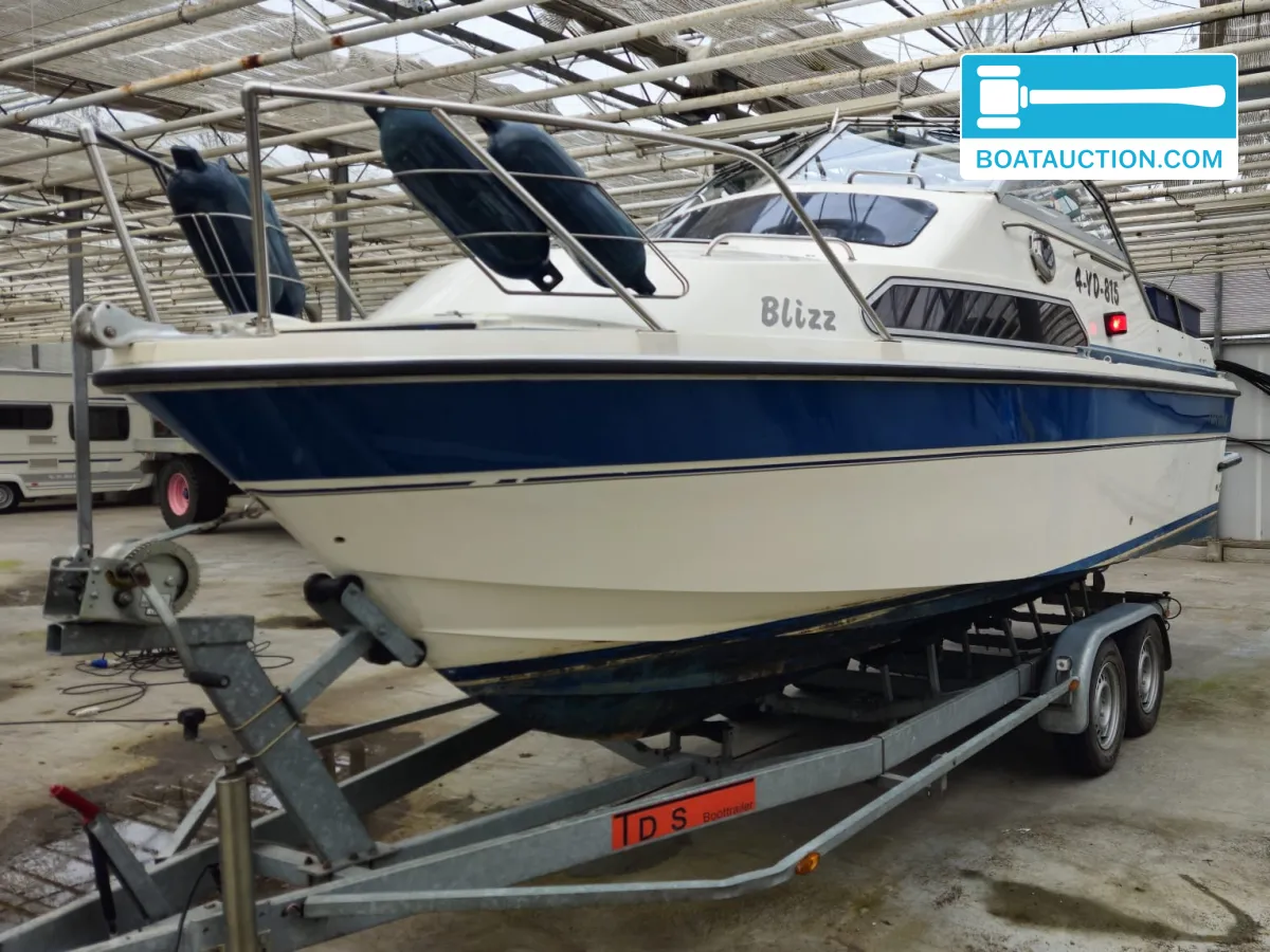 foto: 15 Fairline 21 Weekender