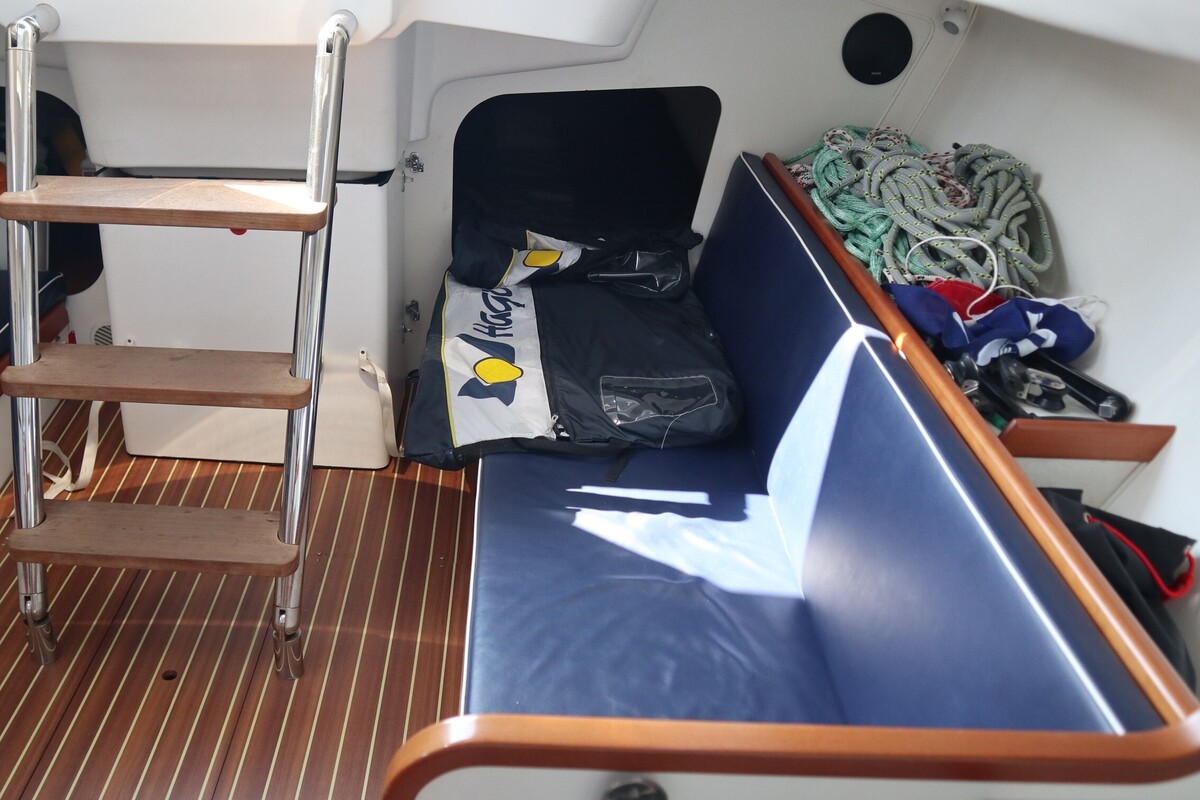 foto: 8 J Boats J105