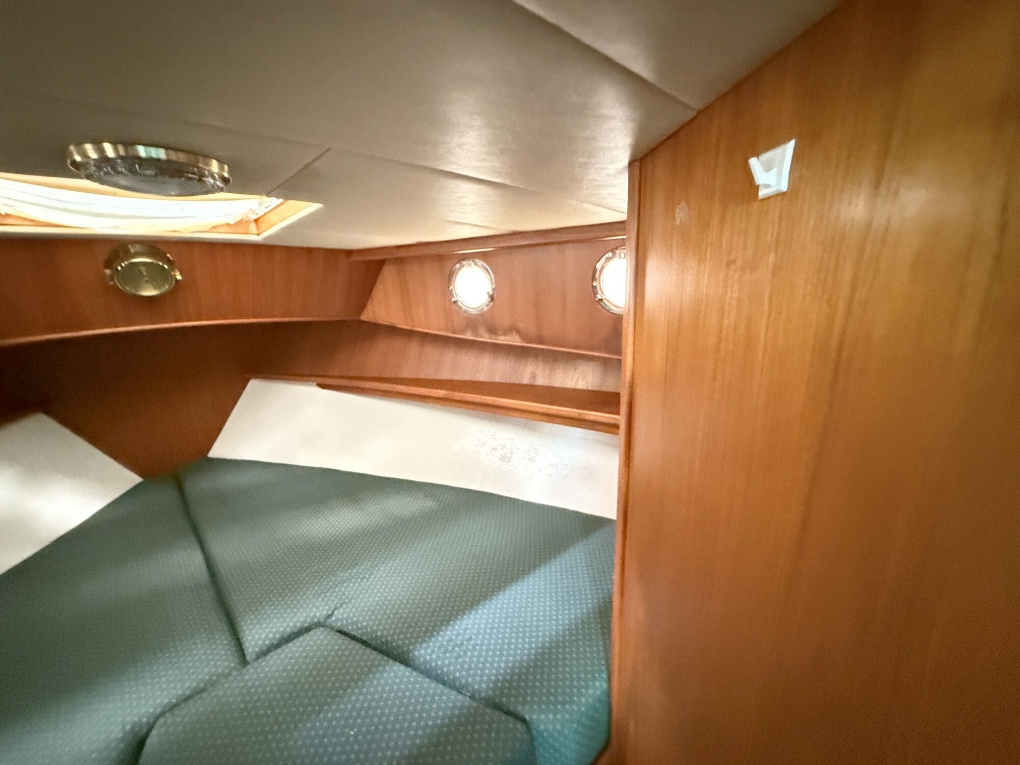 foto: 5 Barkas Barkas 8.30 OK