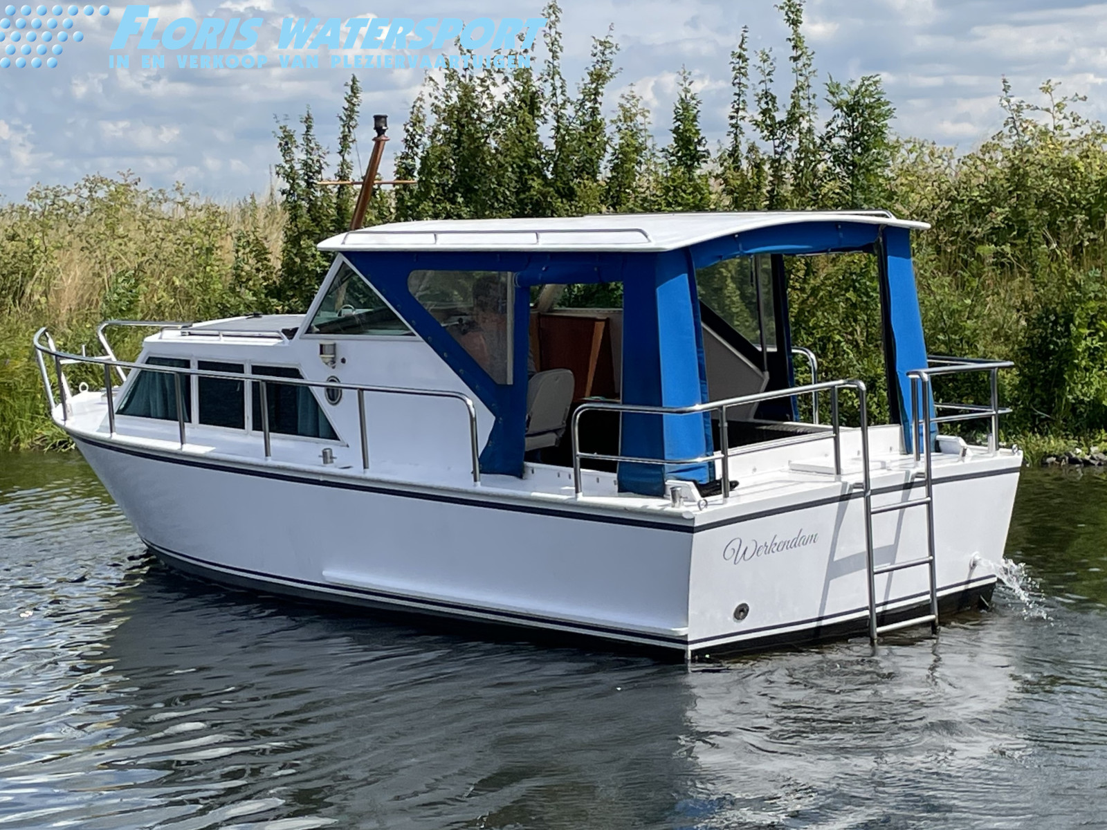 foto: 5 Polaris 800 Open Cabin