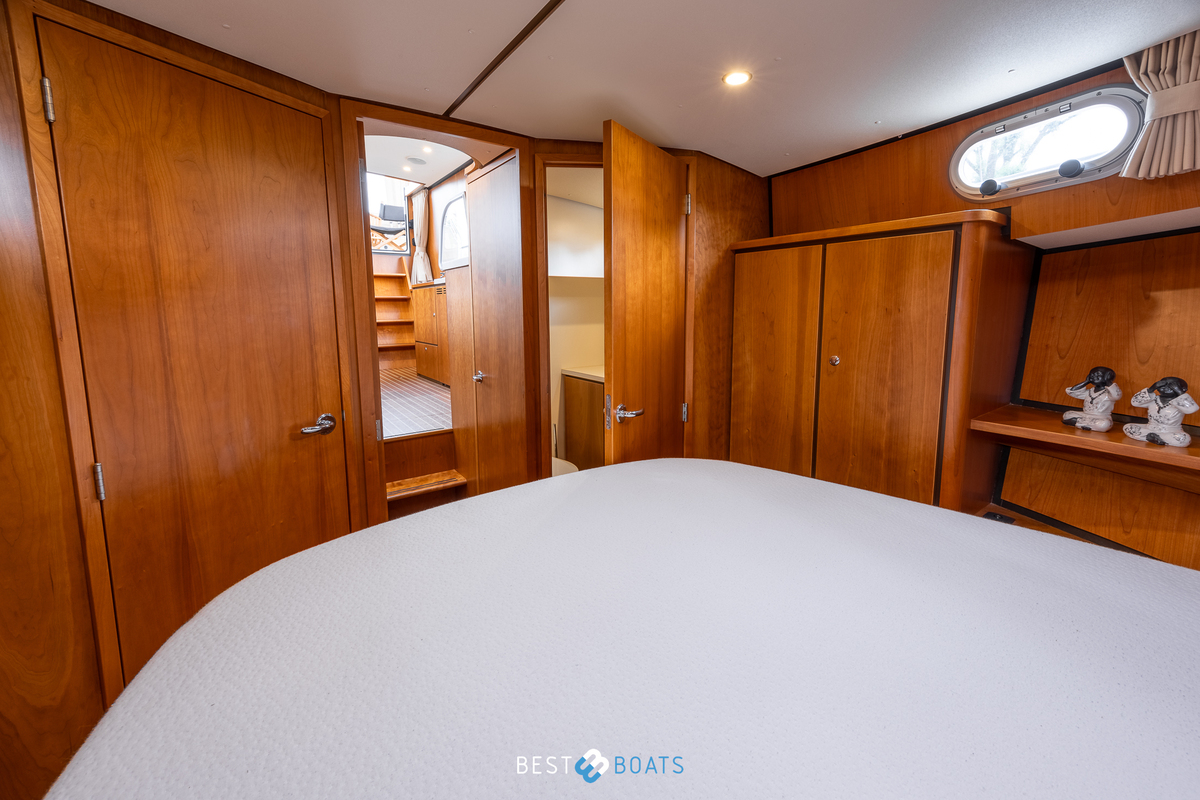 foto: 9 Linssen Grand Sturdy 34.9 AC