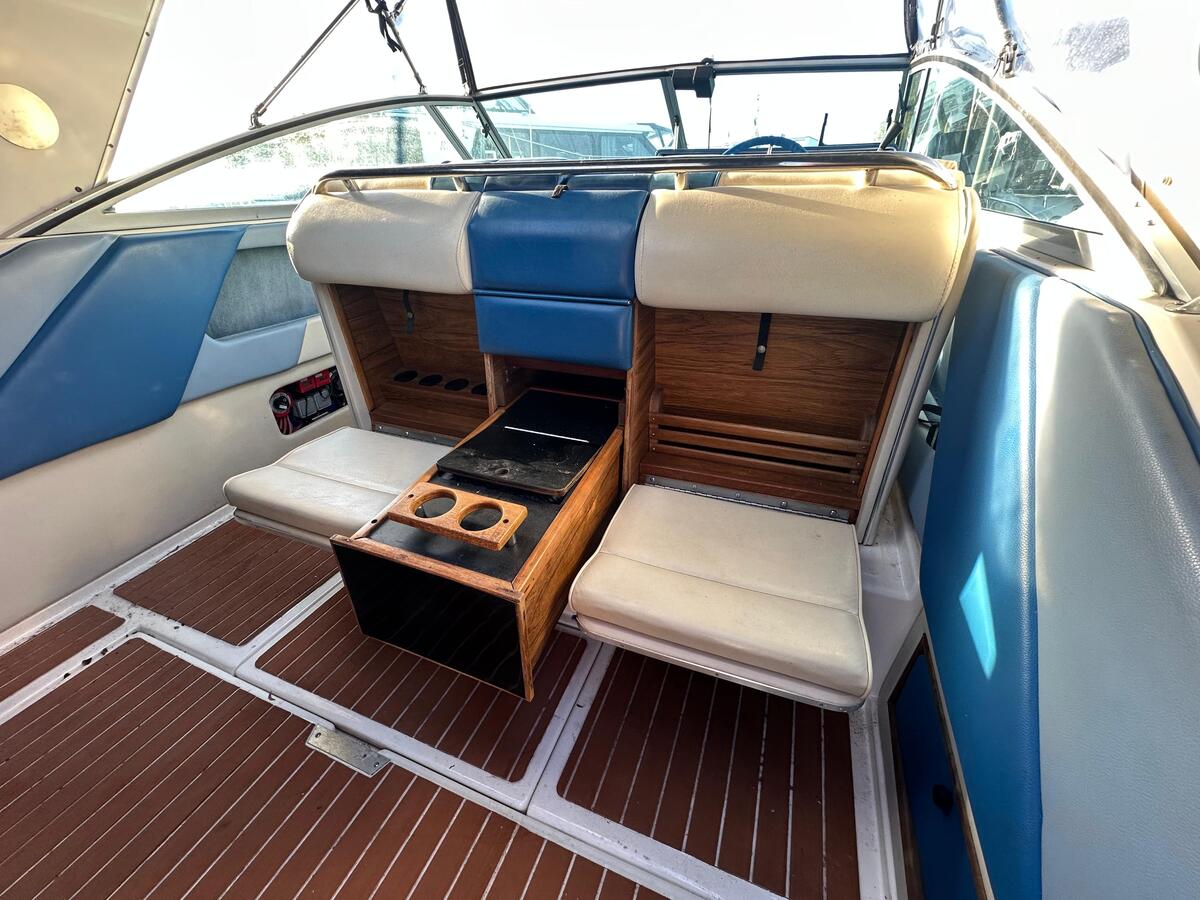 foto: 5 Sea Ray 268 Sundancer