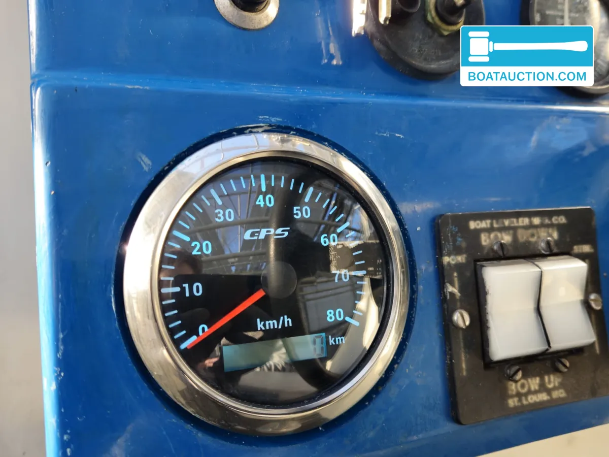 foto: 16 Fairline 21 Weekender