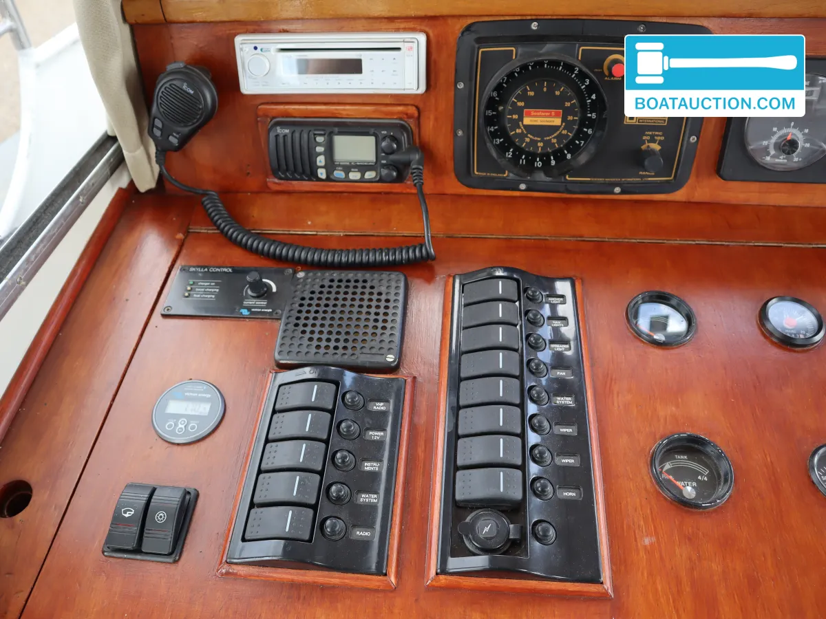 foto: 6 Visserstrawler 1050