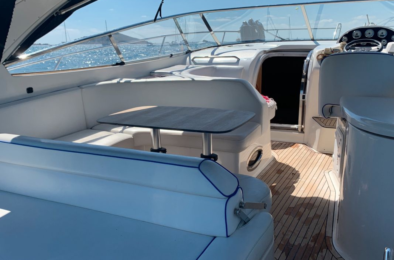 foto: 5 Bavaria 37 sport