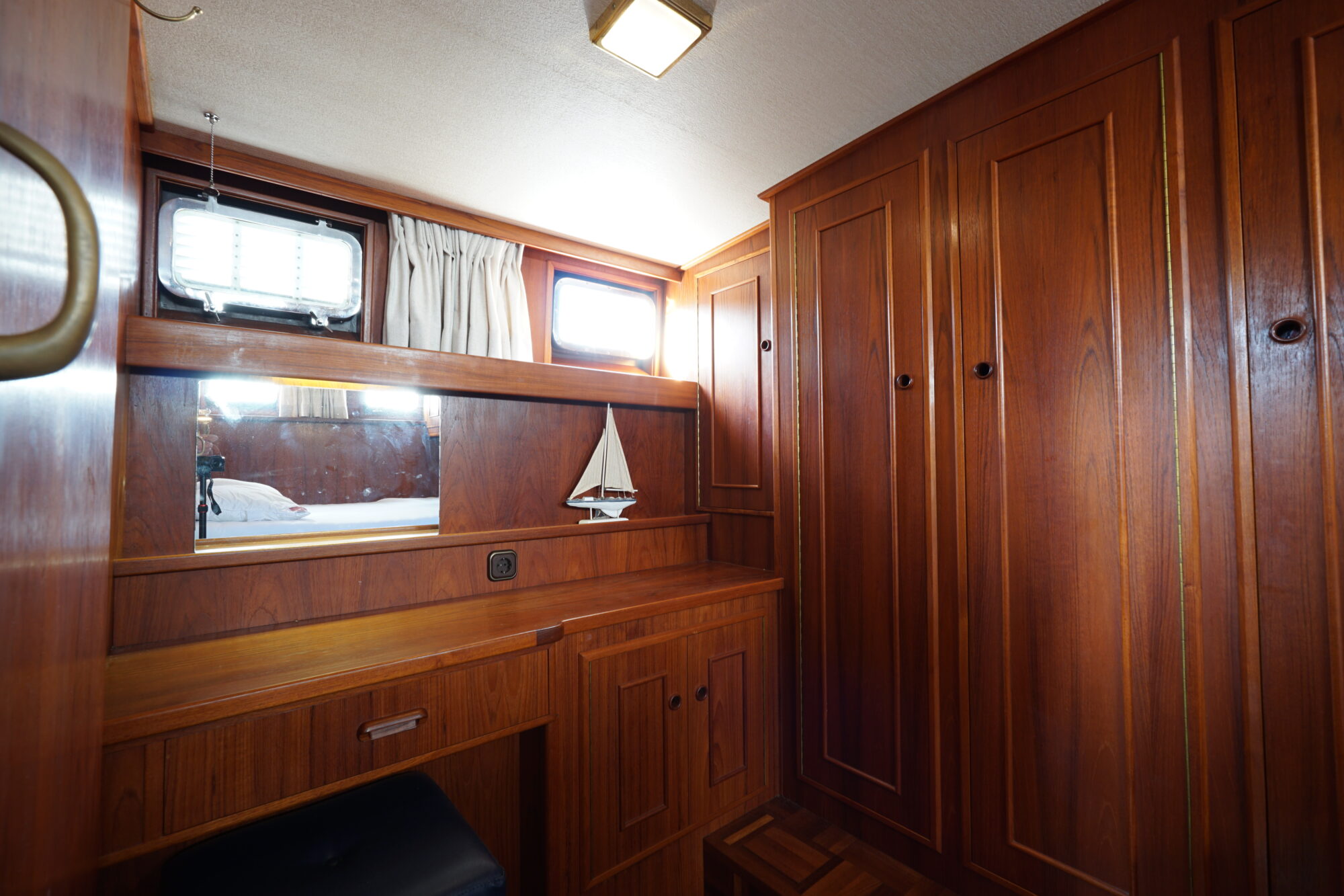 foto: 13 Damen Damen Pushy Cat 15.00 AK Cabrio