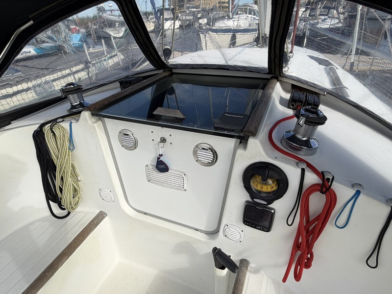 foto: 6 Beneteau Oceanis 321