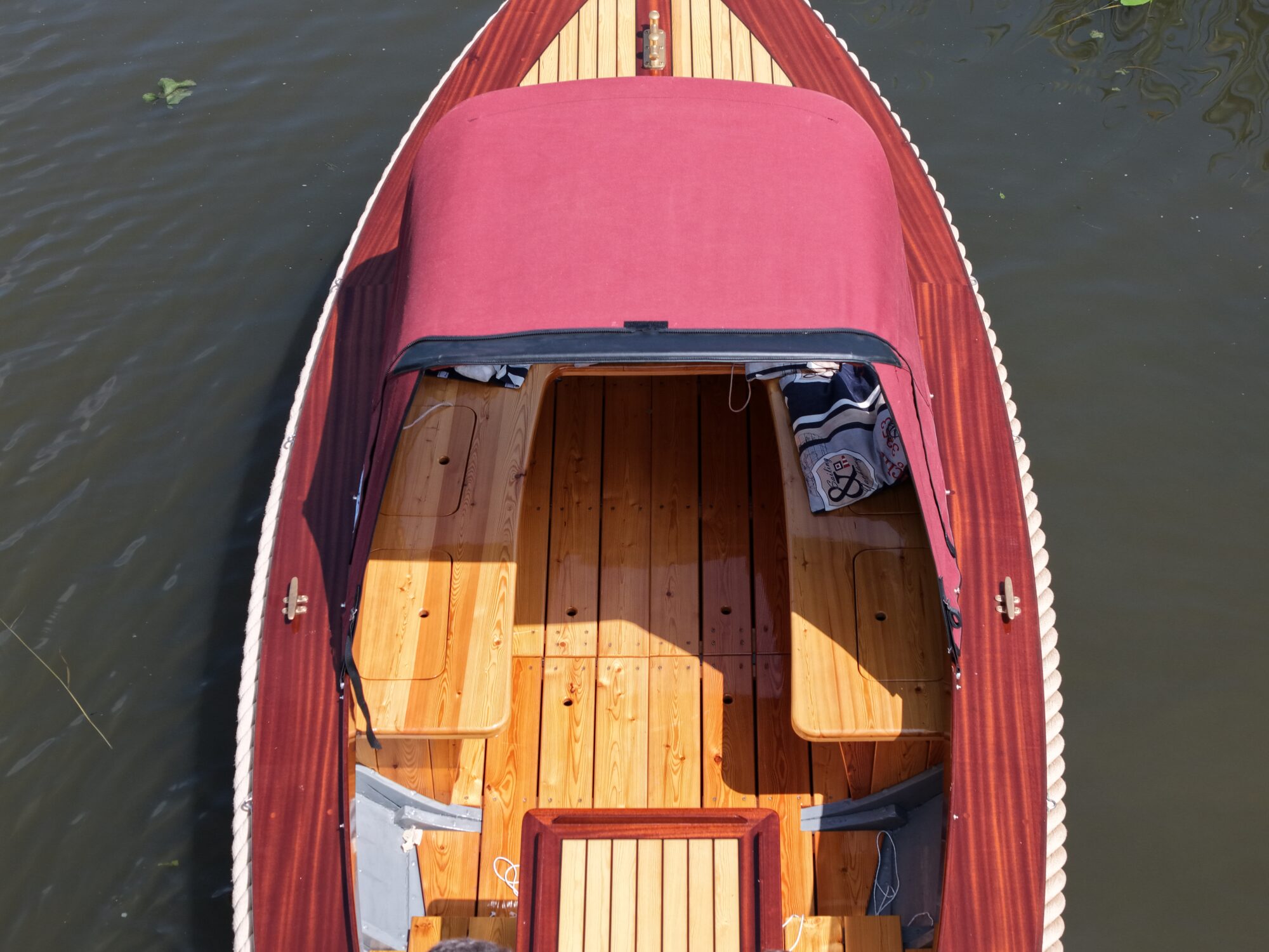 foto: 5 Kapitein Klassieke Mahoniehouten Sloep 6.20