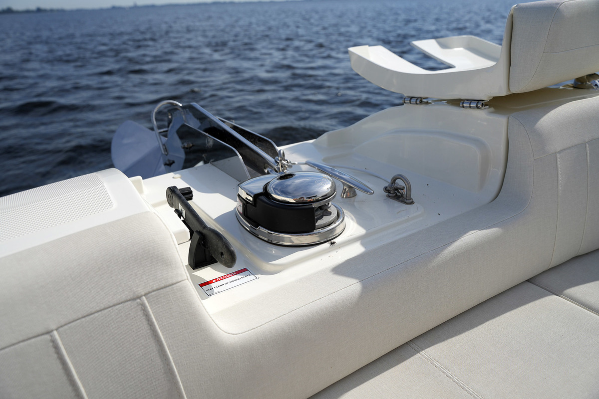 foto: 7 Sea Ray SDX 290 Outboard