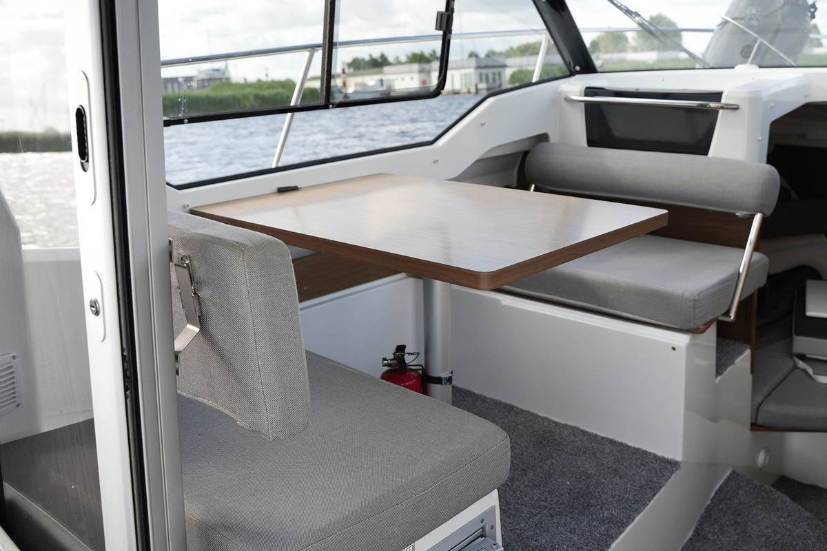 foto: 6 Merry Fisher   795 (Nordic)