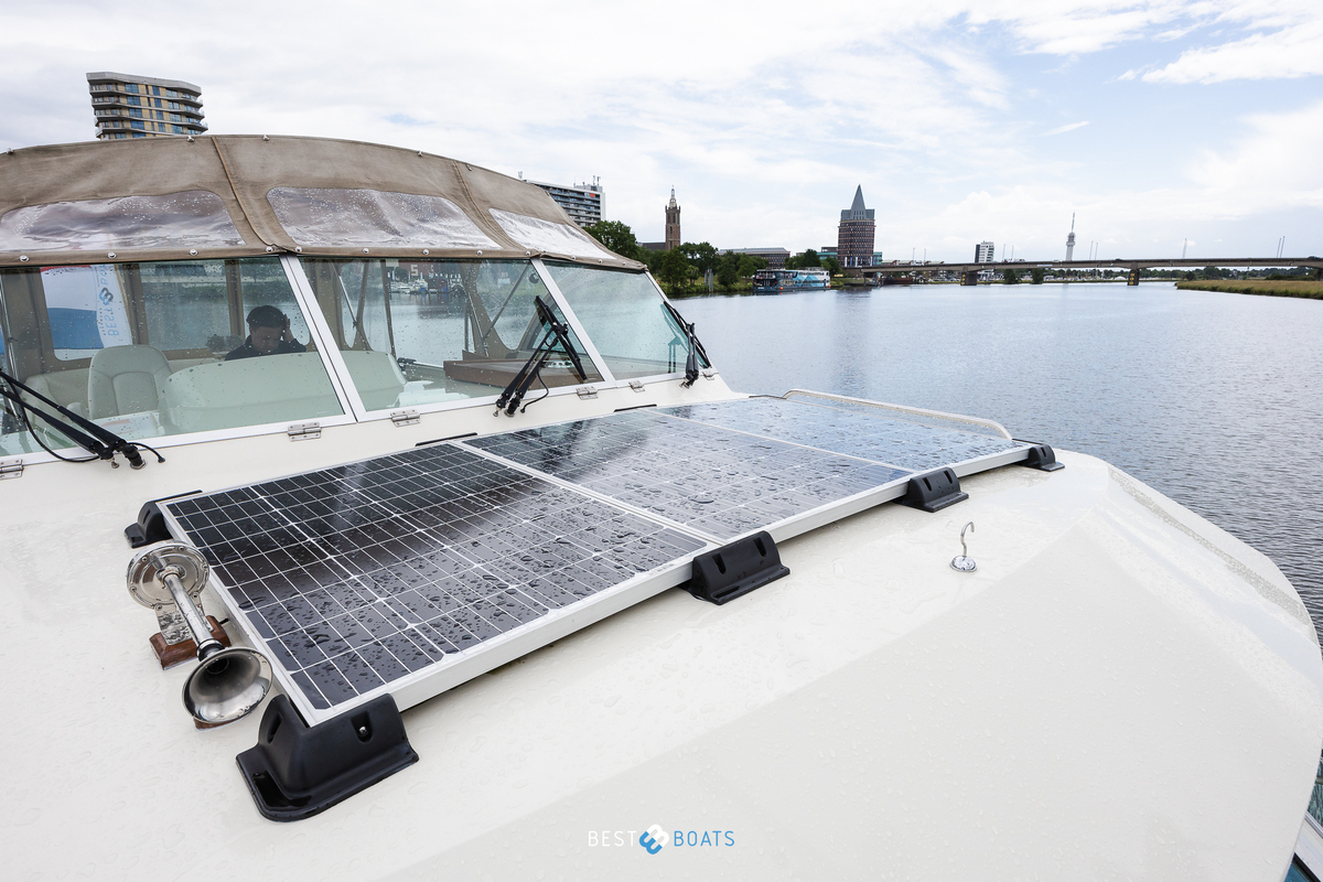 foto: 9 Linssen Grand Sturdy 430 AC Mark II