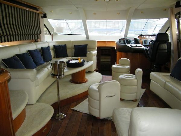 foto: 6 Sunseeker Manhattan 74