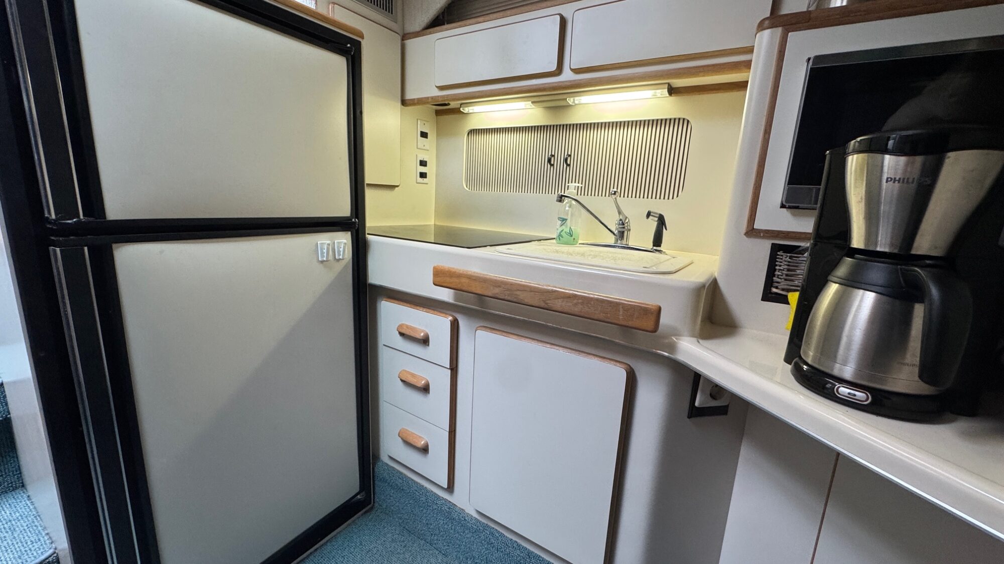 foto: 10 Sea Ray Sea Ray 400 Express Cruiser