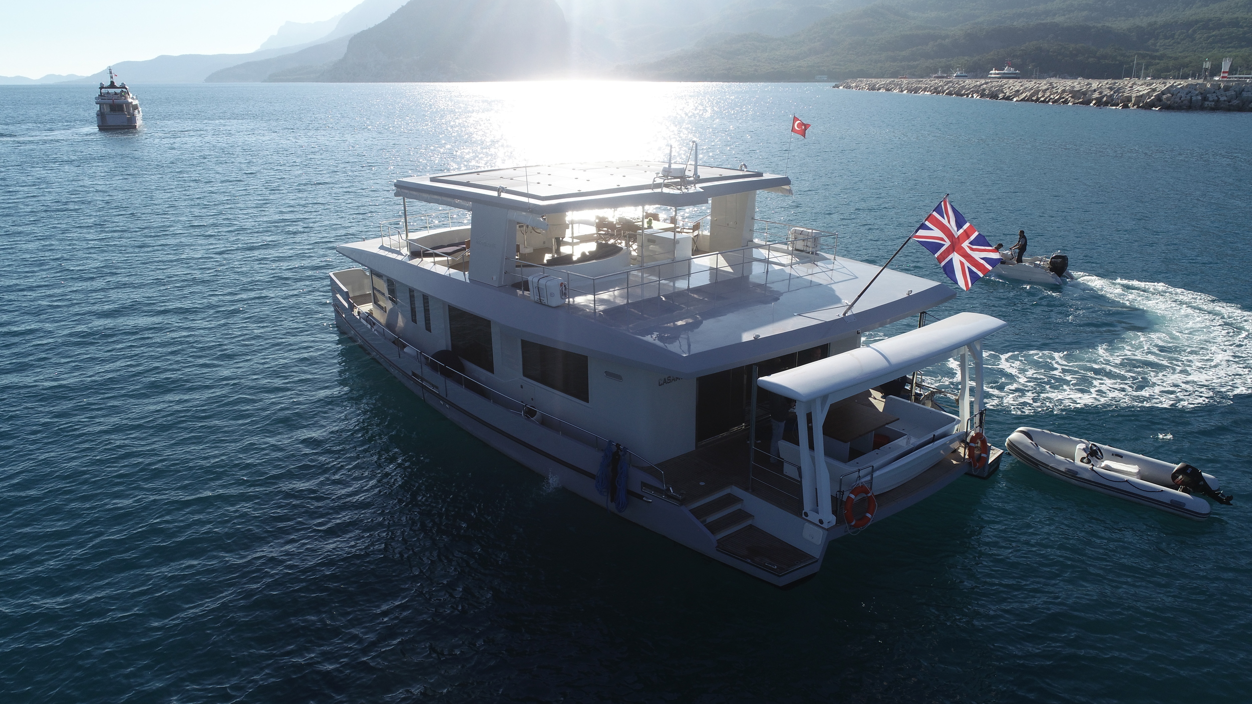 foto: 6 Maison Marine 66 Houseboat- Catamaran