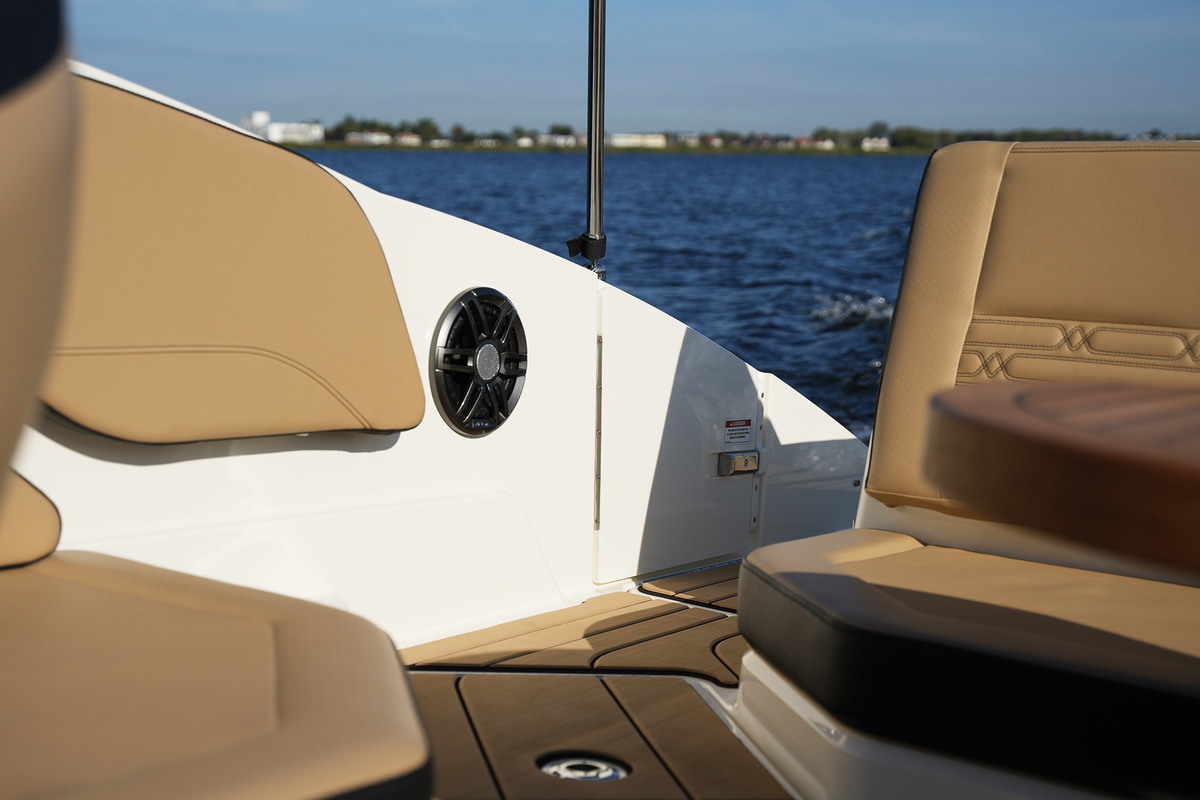 foto: 6 Sea Ray SPX 210