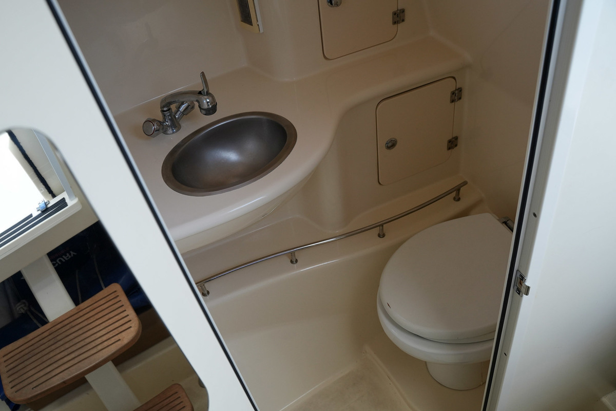 foto: 6 Boston Whaler 285 Conquest