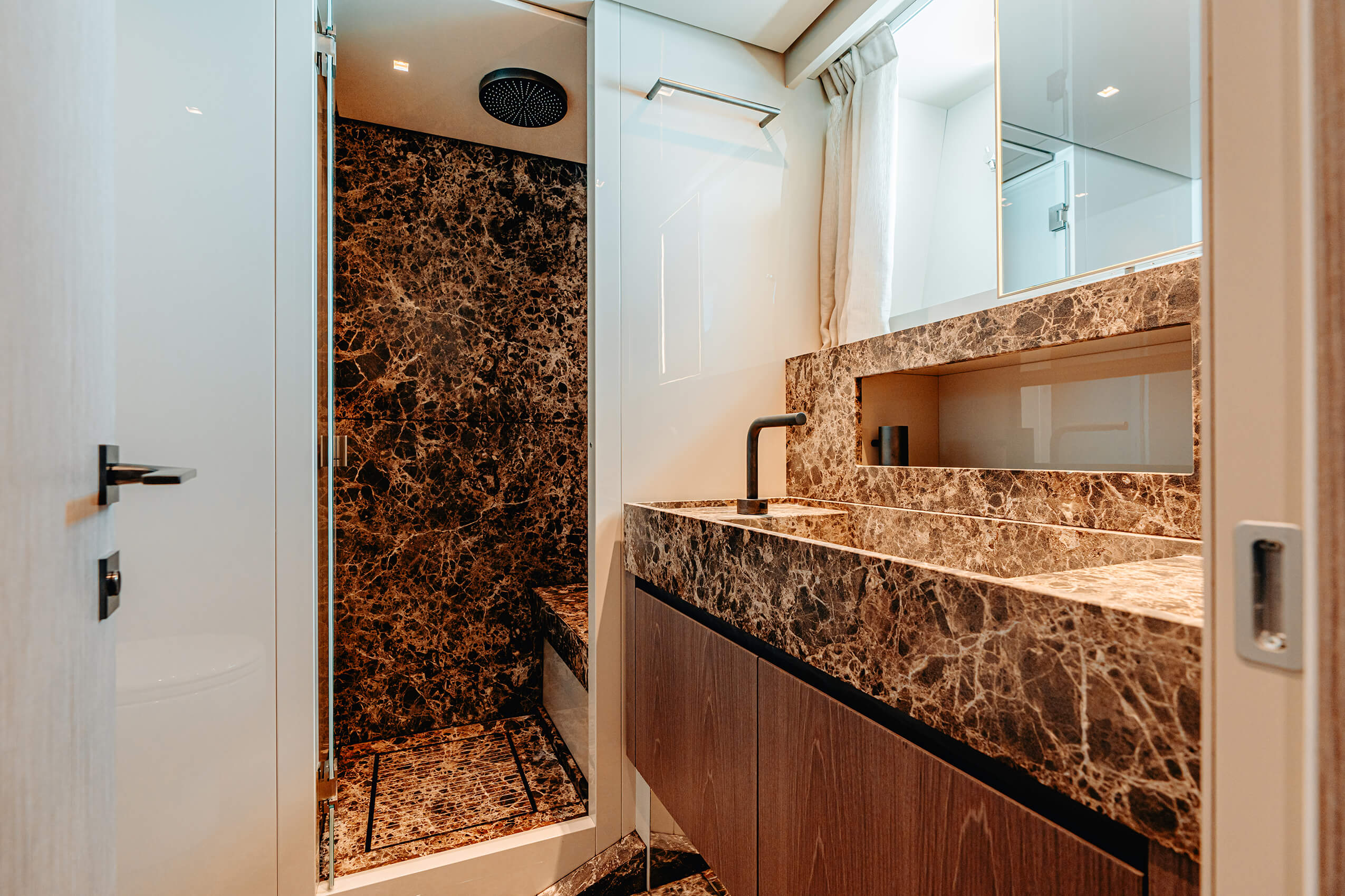 foto: 8 Sanlorenzo SL106A