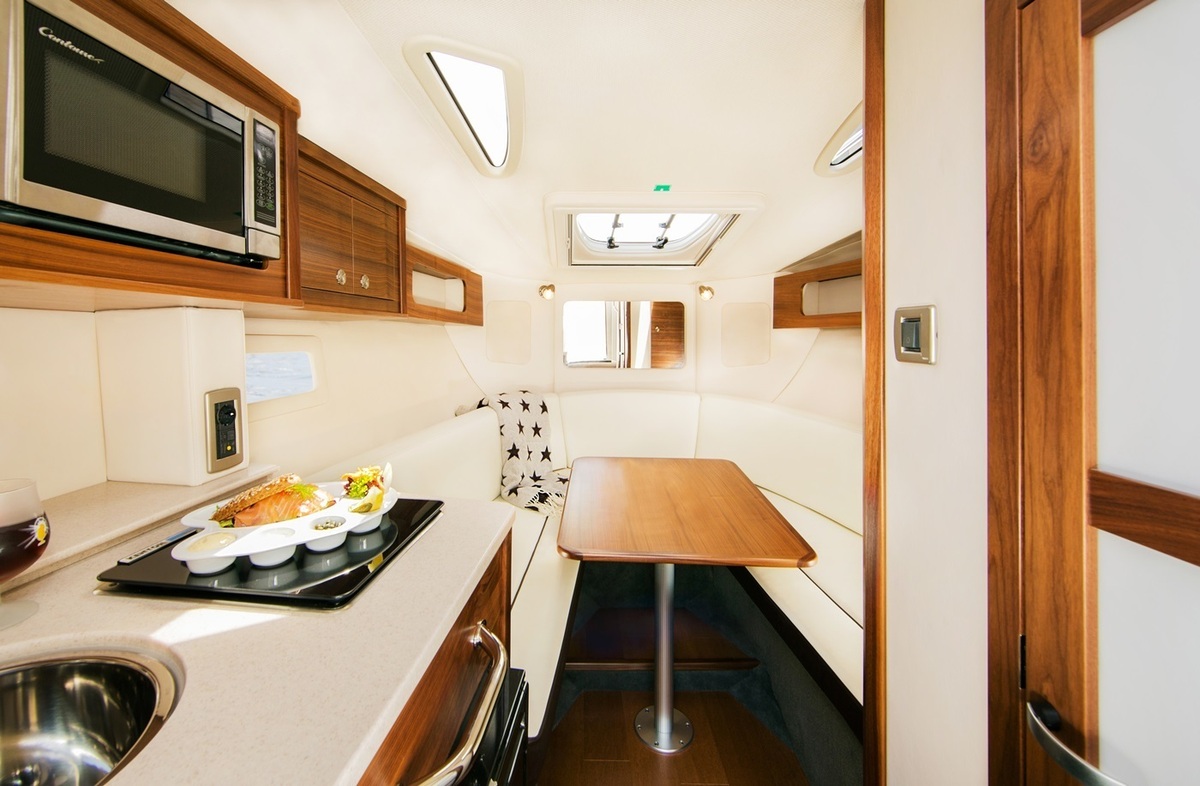 foto: 7 Sea Ray Sundancer 265