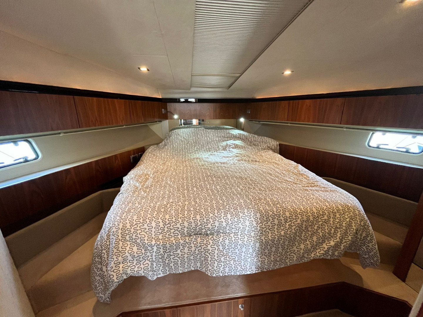 foto: 6 Fairline Squadron 42