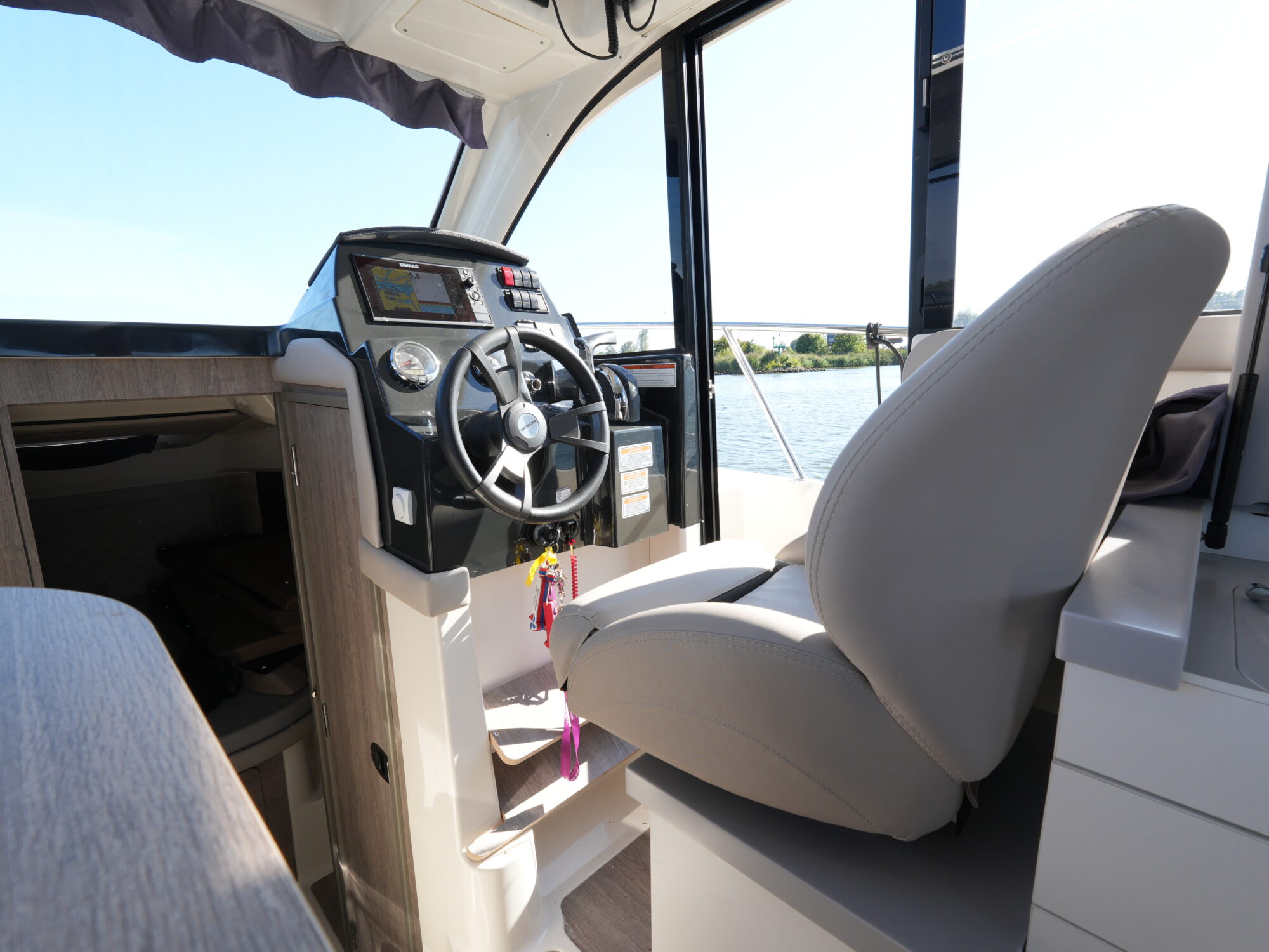 foto: 31 Quicksilver QuickSilver 905 Activ Weekend