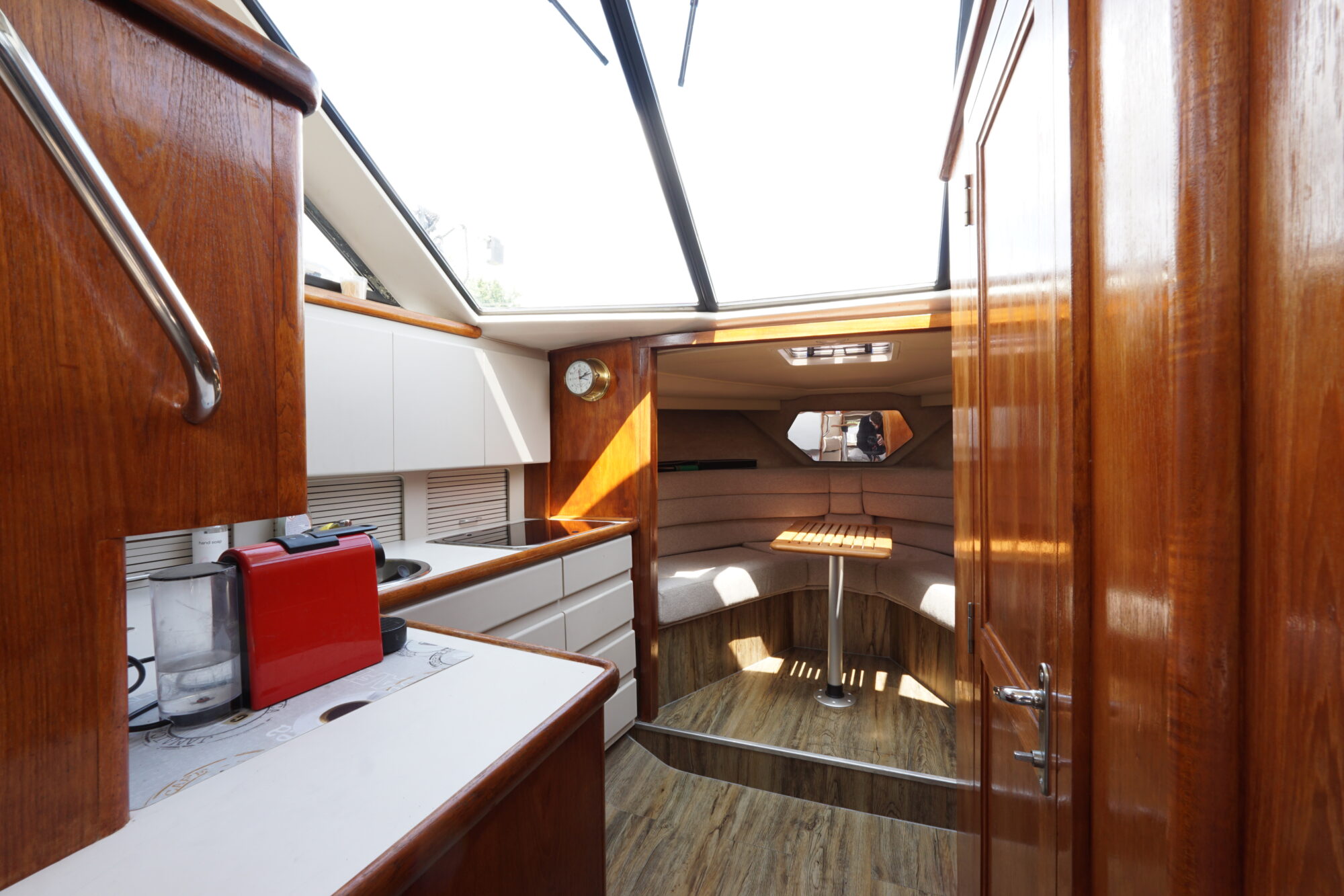 foto: 6 Carver Carver 28 Flybridge