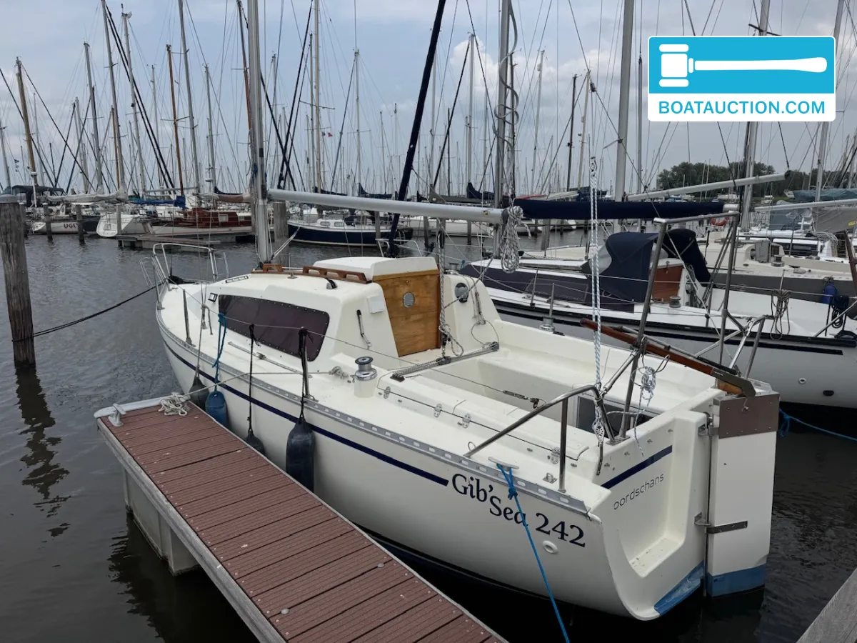 foto: 4 Gib'Sea 242