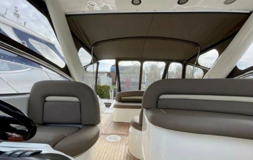 foto: 6 Sunseeker Camargue 44