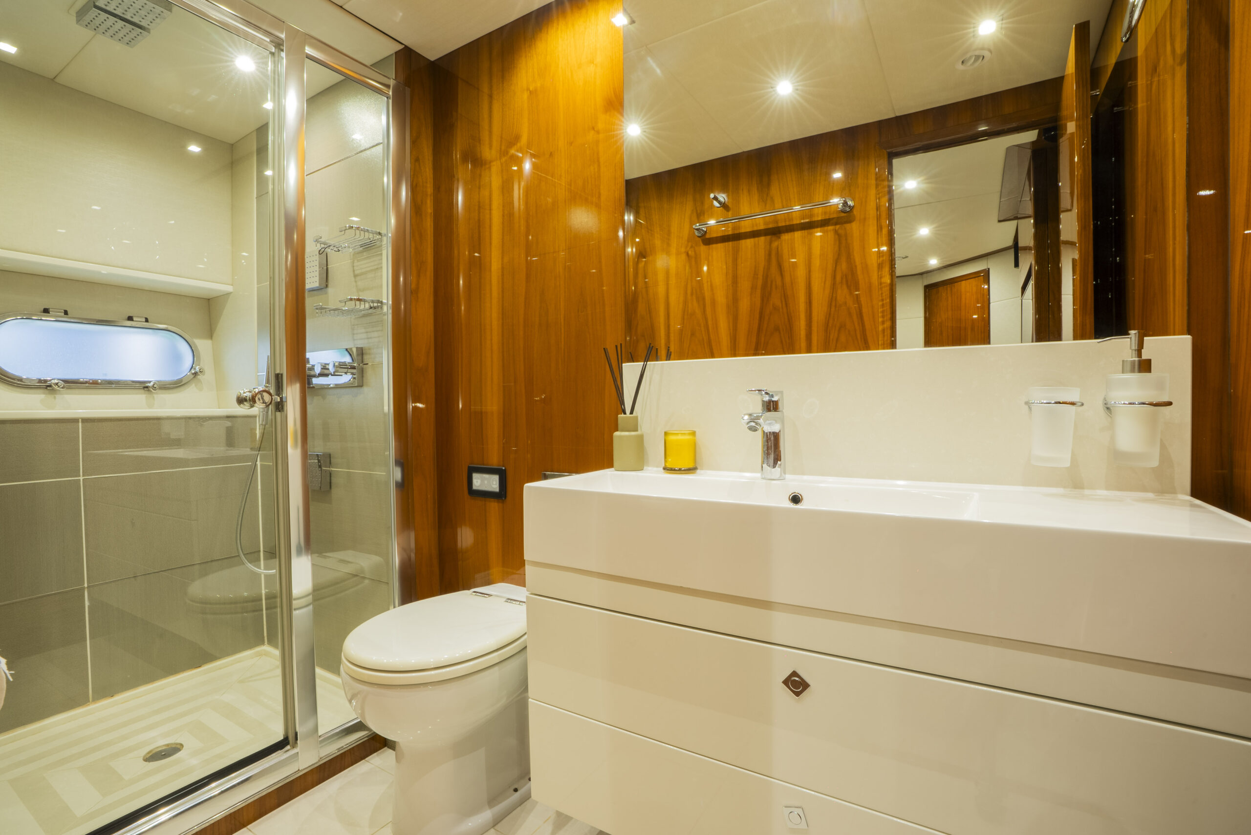 foto: 8 Sunseeker 