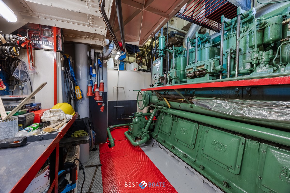 foto: 13 Sleepboot Limburgia