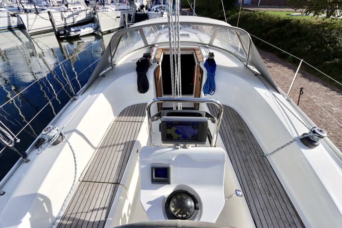 foto: 6 Bavaria  32 Cruiser