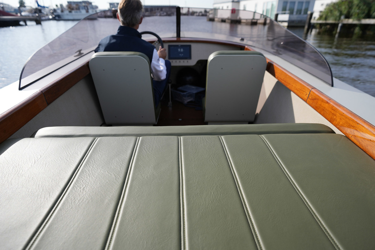 foto: 6 Volga Draagvleugelboot