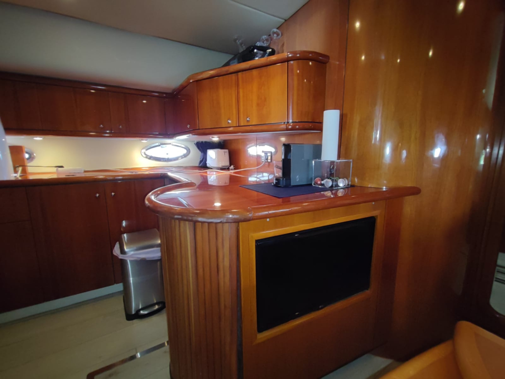 foto: 5 Sunseeker Camergue 44