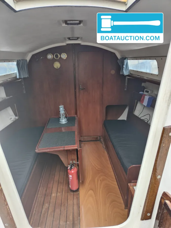 Sturgeon 28