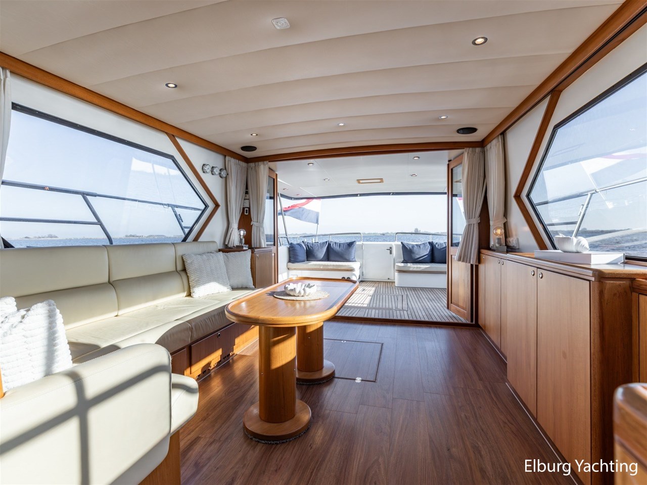 foto: 7 Valk Continental  1600 OK