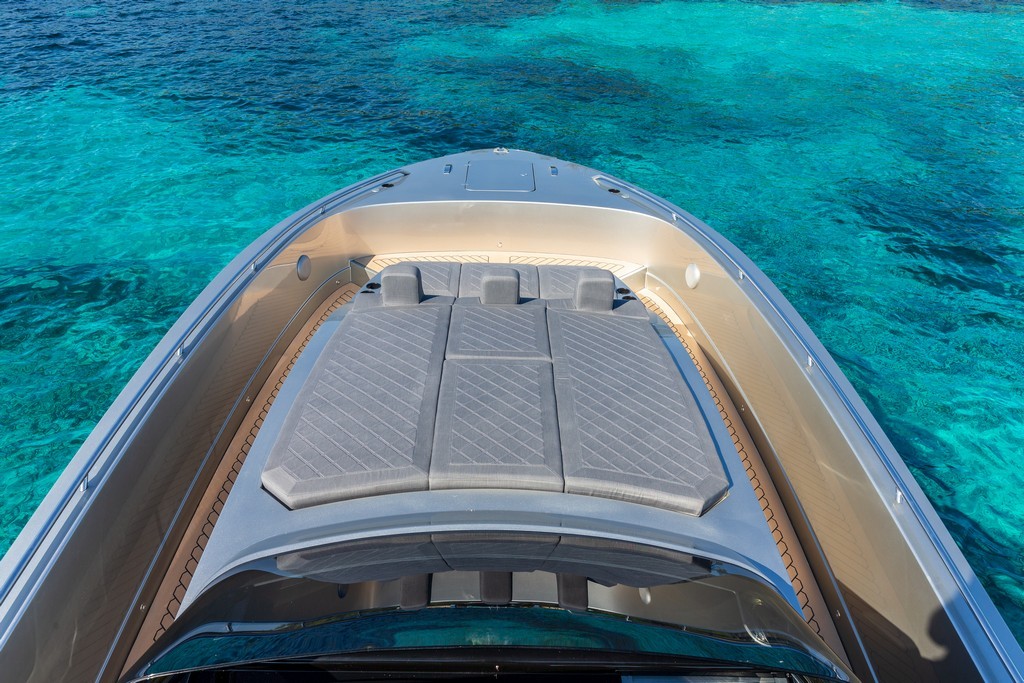 foto: 17 Canados Gladiator 493 Grand