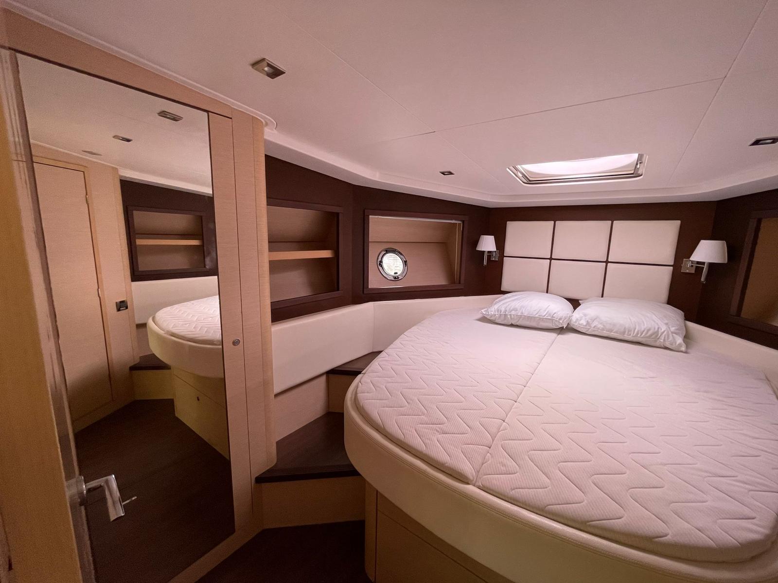 foto: 20 Beneteau Monte Carlo 47