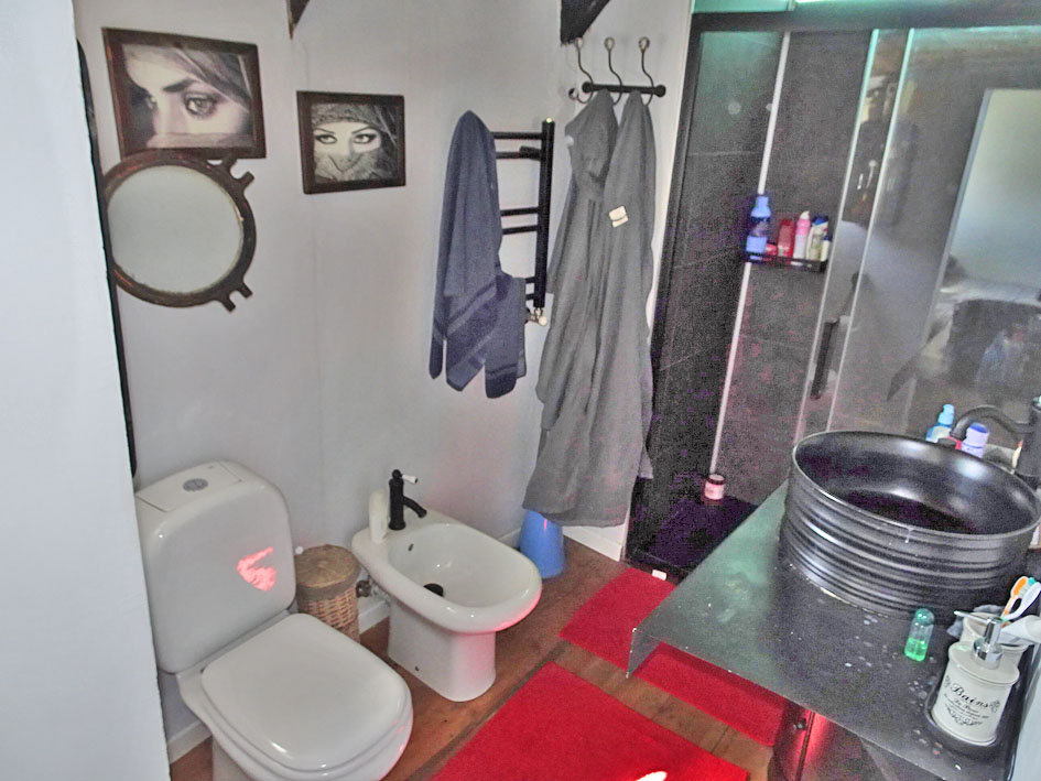 foto: 7 Spits Varend Woonschip 30.53 met UBC