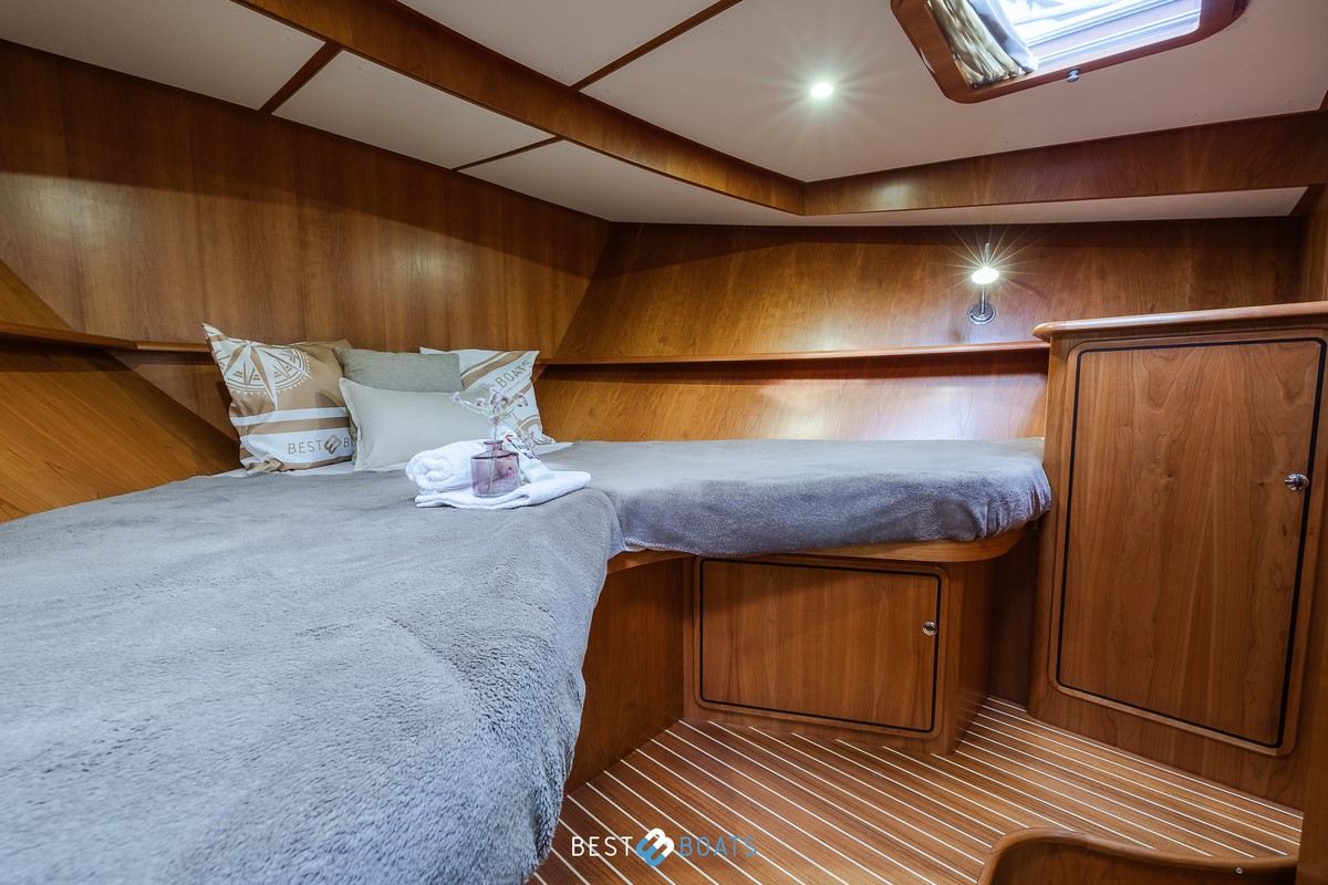 foto: 8 Linssen Grand Sturdy 470 AC Mark II Twin