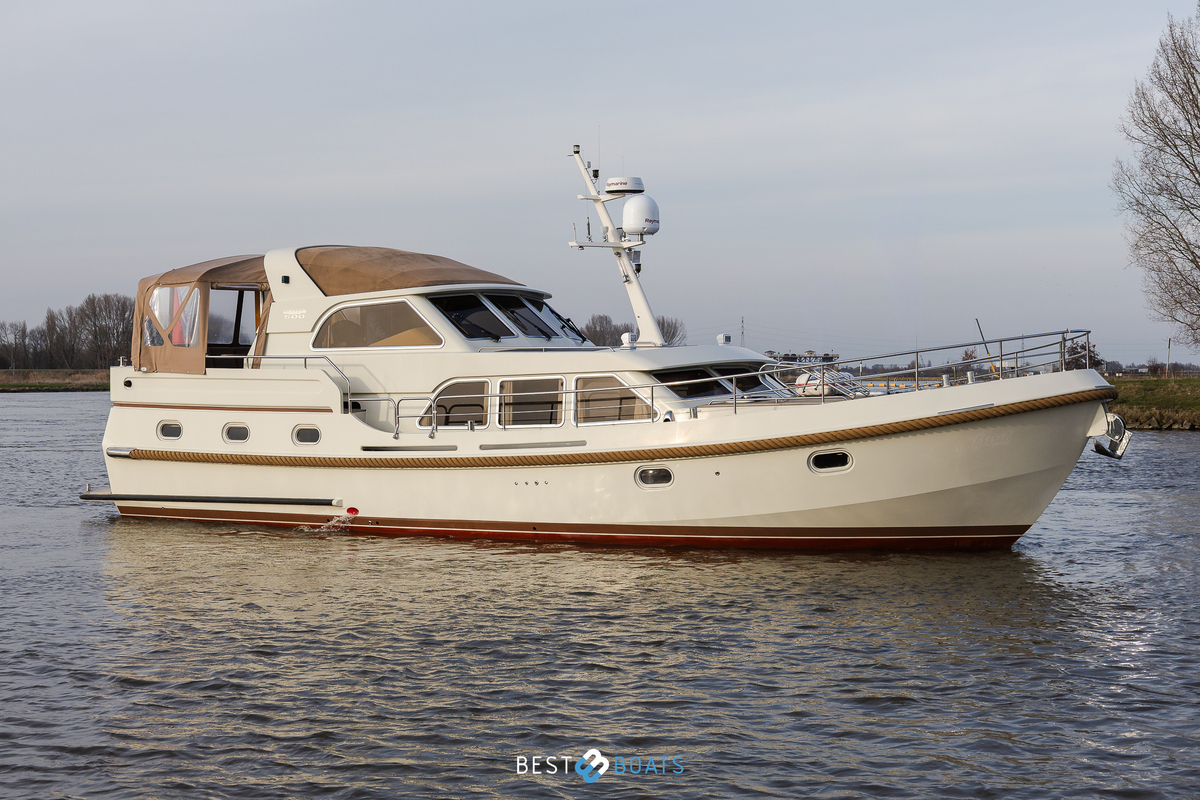 hoofdfoto: 1 Linssen Grand Sturdy 500 Variotop MKII