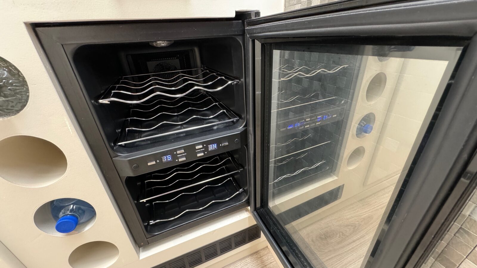 foto: 4 Fairline Fairline 43 Flybridge