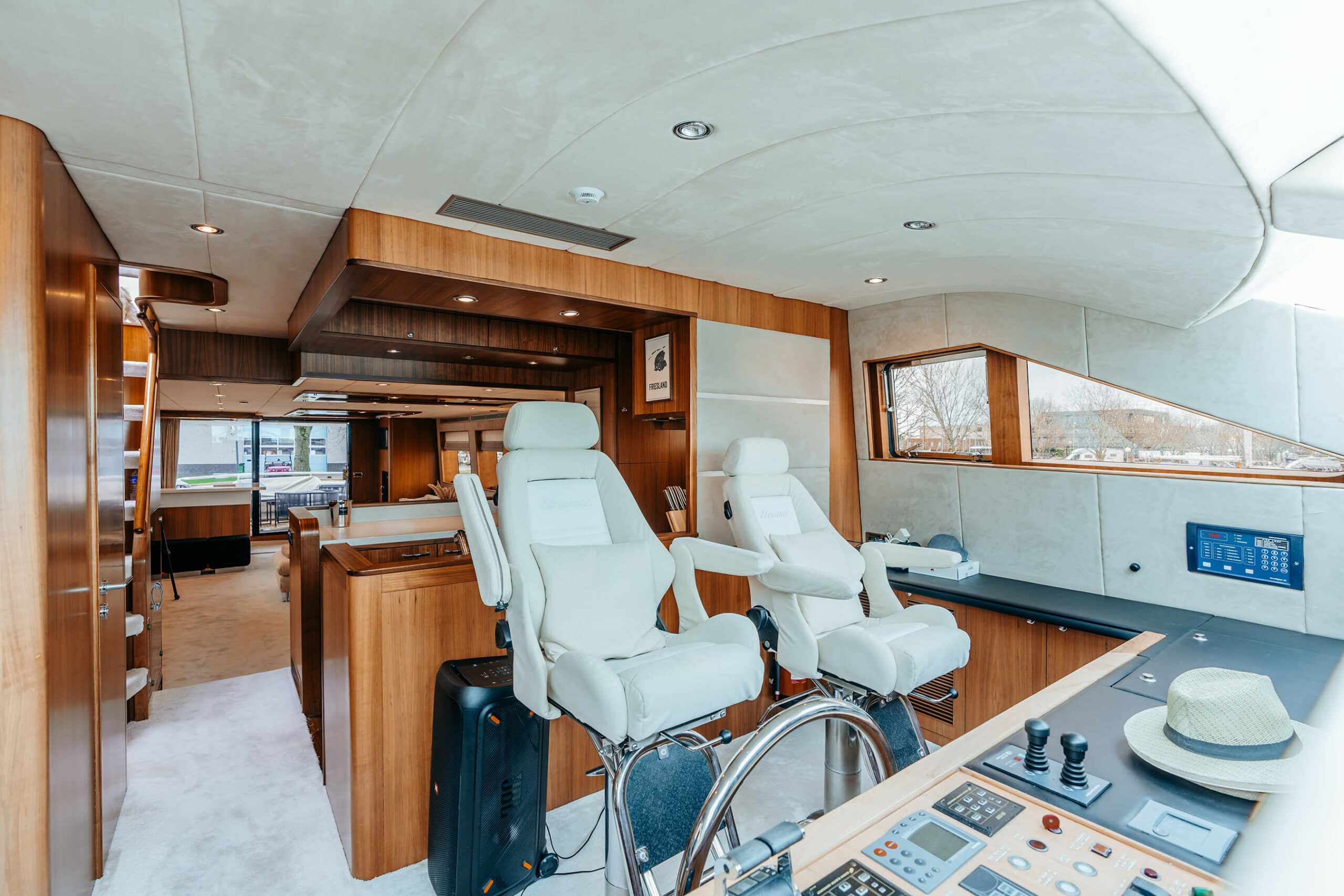 foto: 6 Horizon Elegance 85