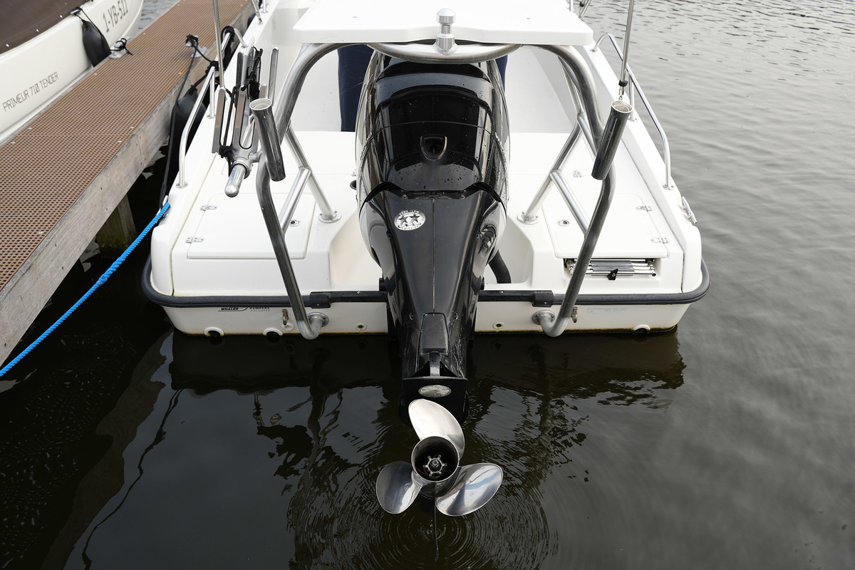 foto: 5 Boston Whaler 230 Dauntless