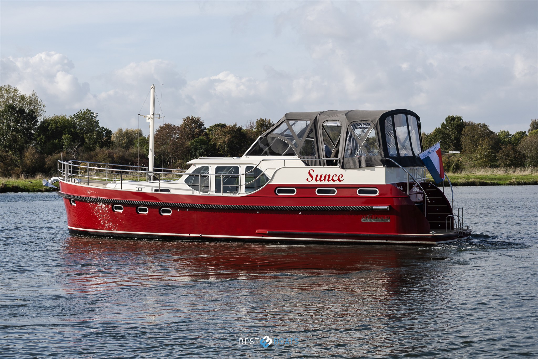 foto: 6 Abim Classic 134 Superior