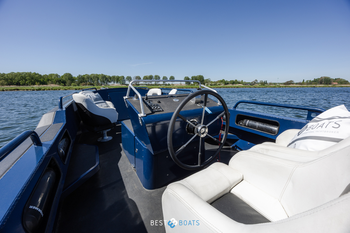 foto: 5 Stormer marine Tender R75