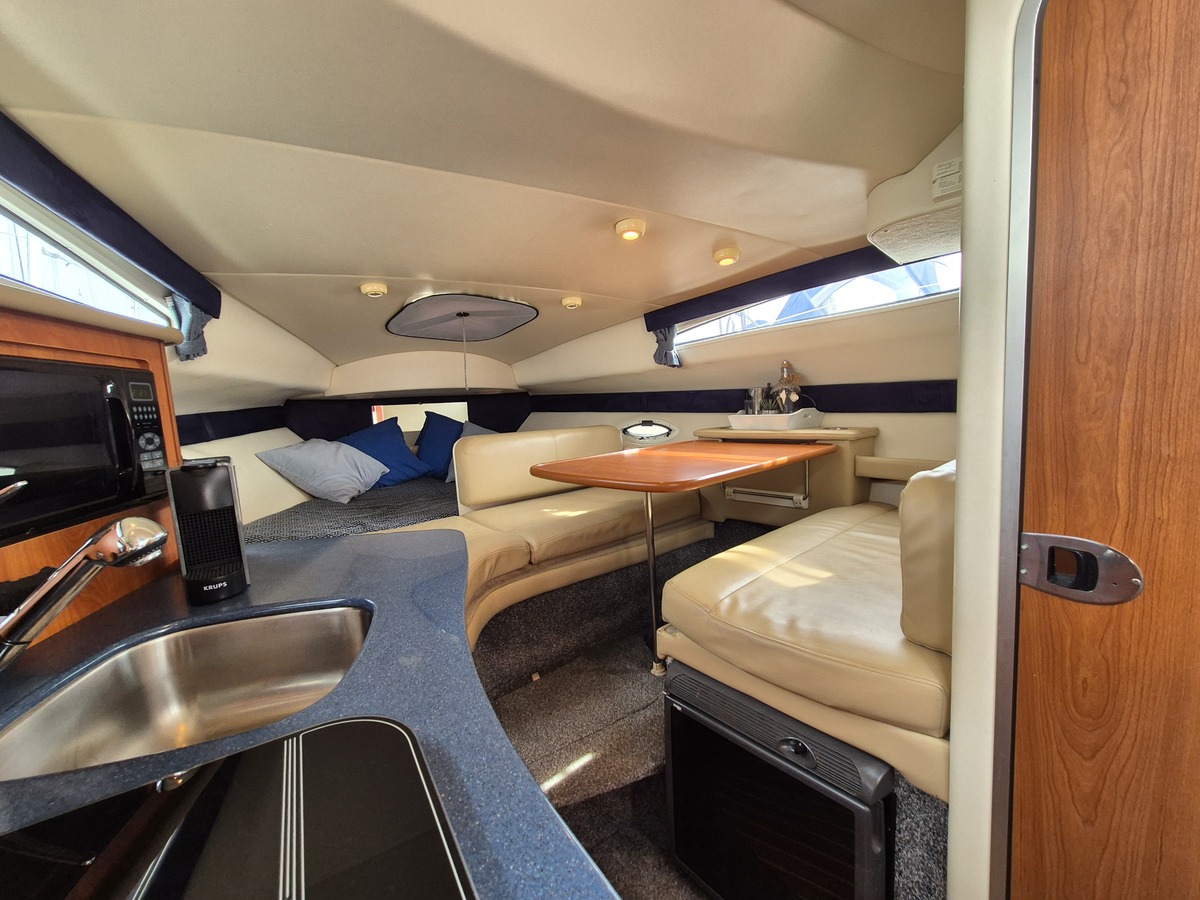 foto: 6 Bayliner 275