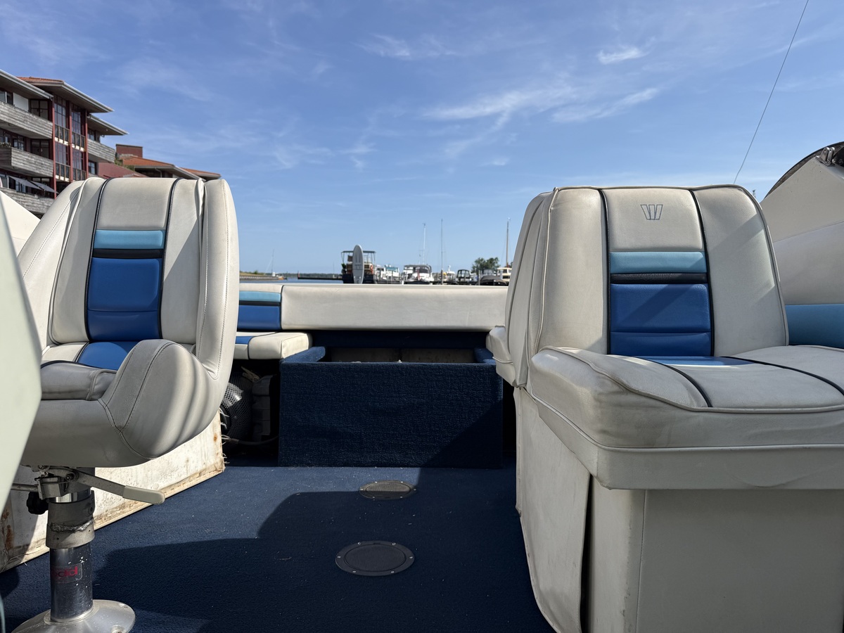 foto: 4 Wellcraft 233 Eclipse