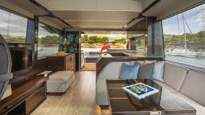 foto: 11 Sunseeker 65 Sport Yacht