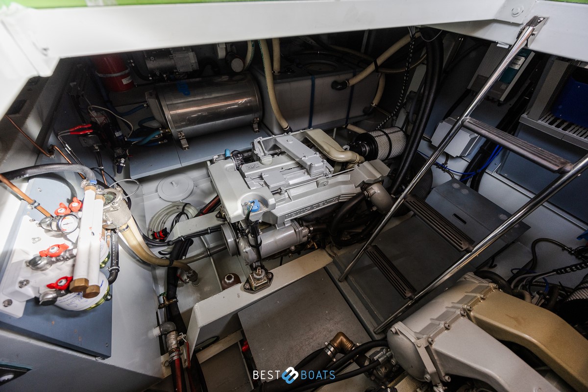 foto: 10 Linssen Grand Sturdy 470 AC Mark II Twin