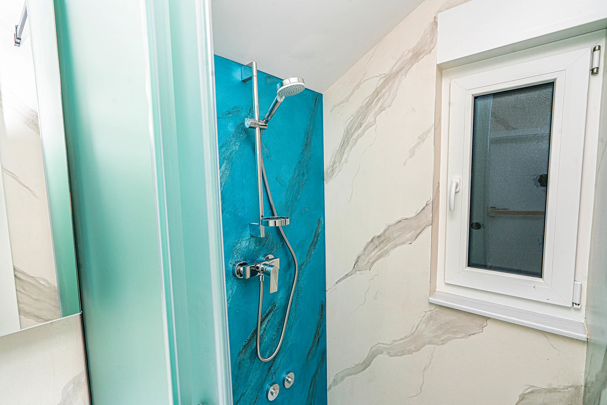 foto: 8 Luxury Homes Houseboat