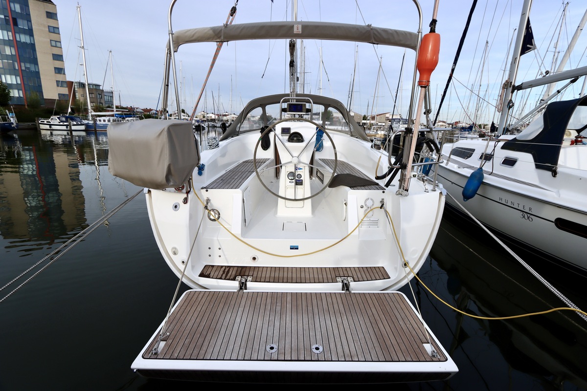 foto: 5 Bavaria  32 Cruiser
